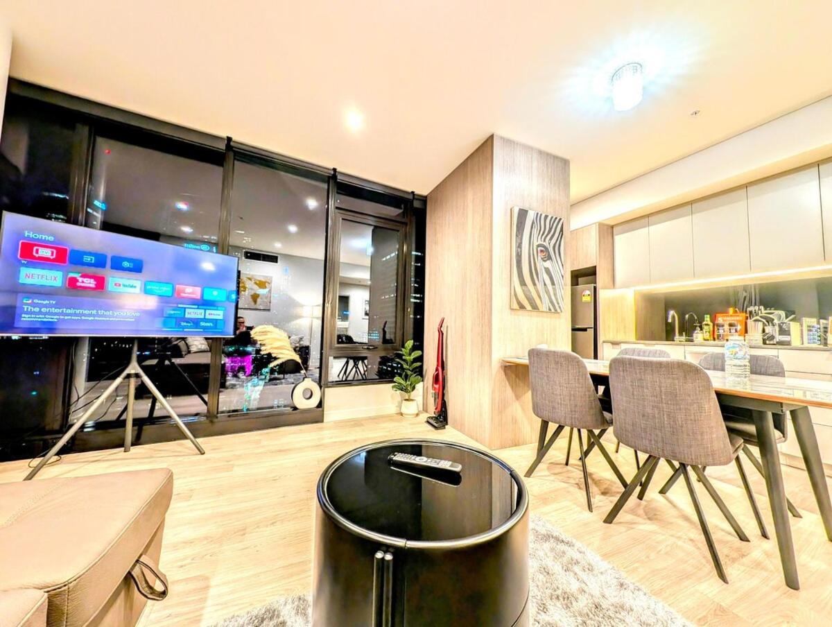 Luxurious &cozy With Pool And Gym In Cbd