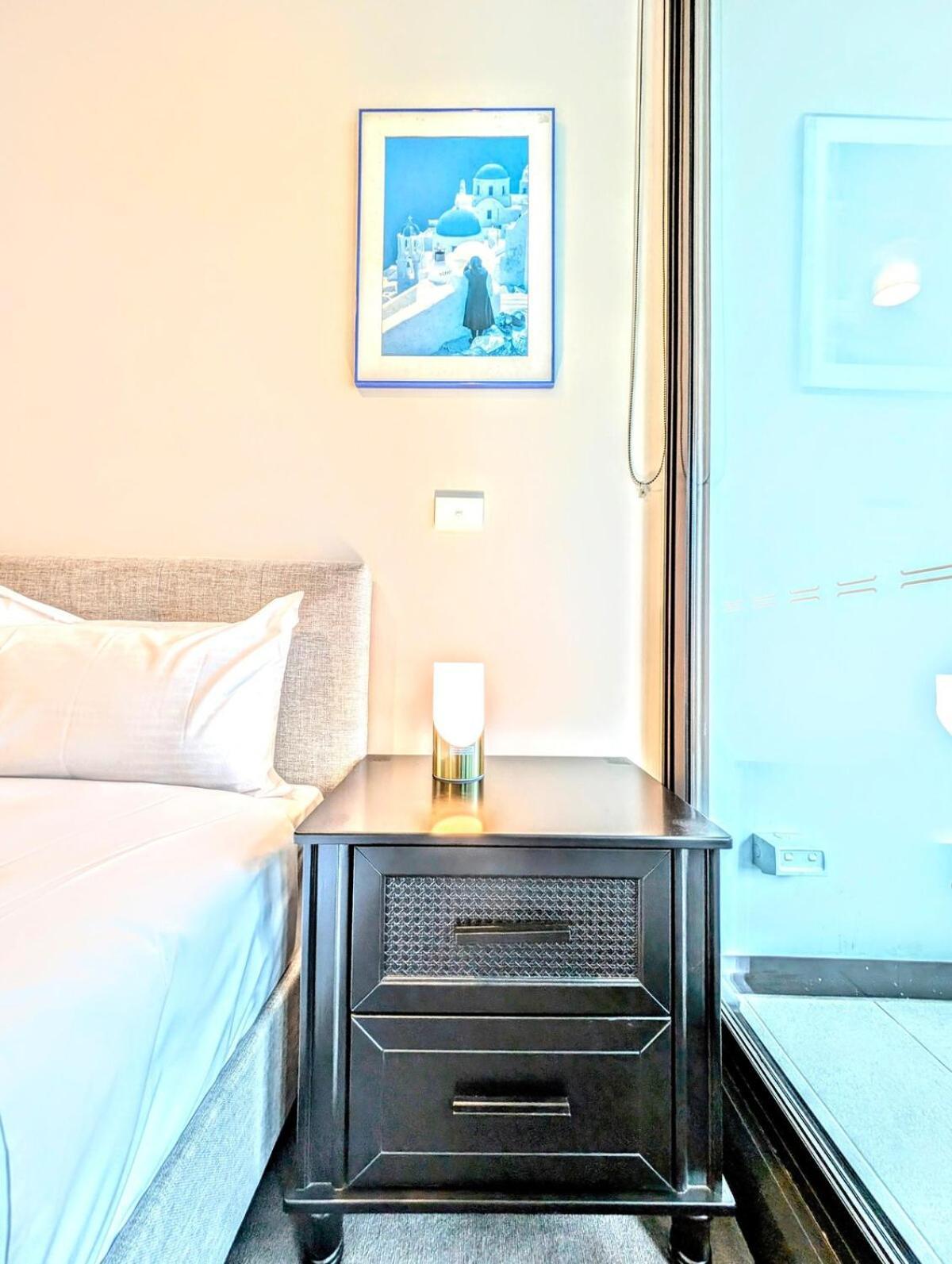 Luxurious &cozy With Pool And Gym In Cbd Apartment