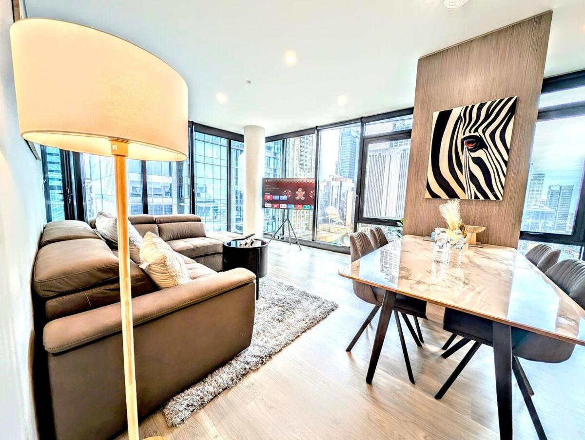 Luxurious &cozy With Pool And Gym In Cbd Apartment Sydney