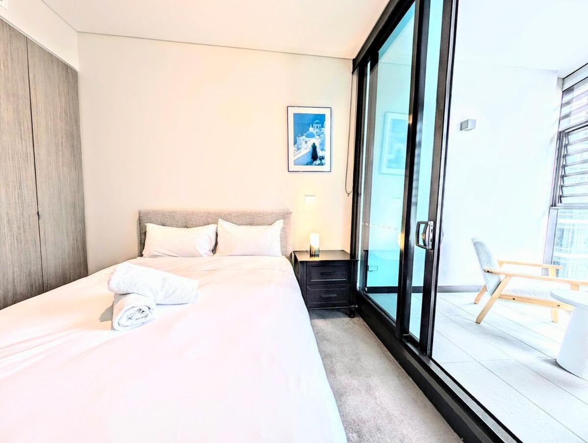 Luxurious &cozy With Pool And Gym In Cbd Apartment *