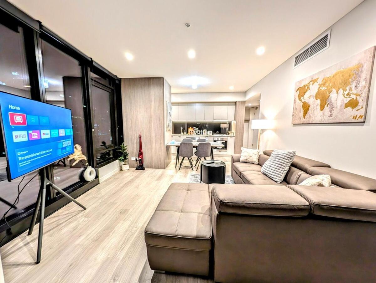 Apartment Luxurious &cozy With Pool And Gym In Cbd